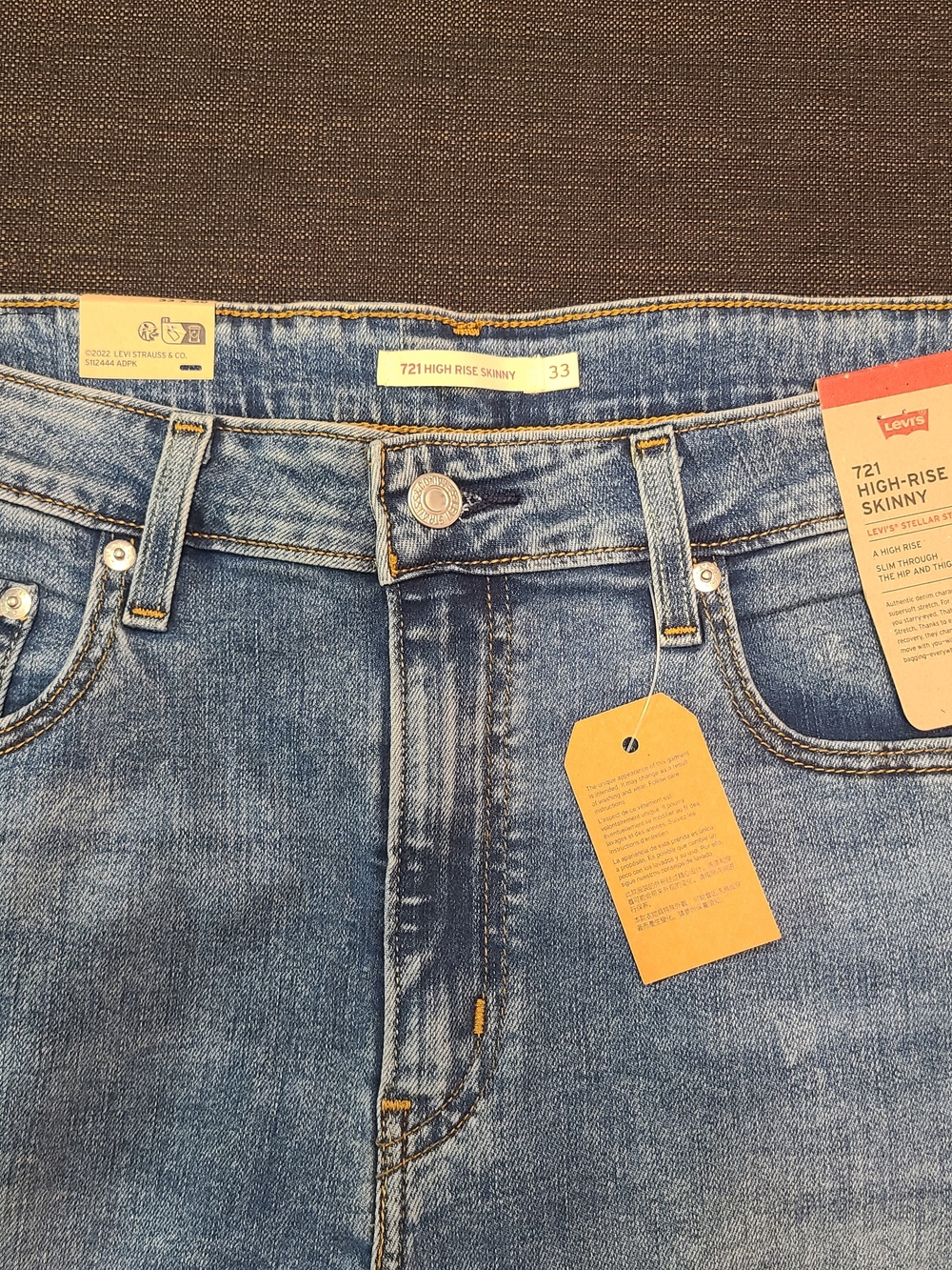 Levi's 721 Women's High Rise Skinny Jeans 33 X 30 Medium Wash NWT